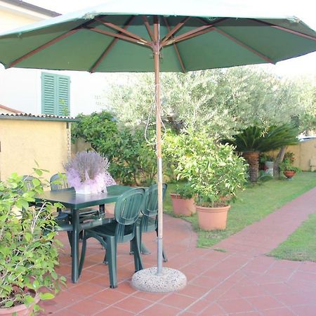 La Casina Dell'Annetta Villa Lido di Camaiore Exterior photo