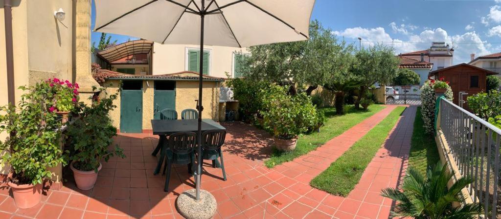 La Casina Dell'Annetta Villa Lido di Camaiore Exterior photo