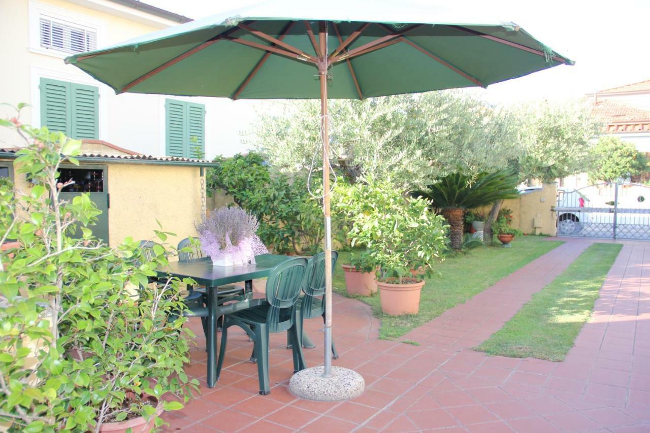 La Casina Dell'Annetta Villa Lido di Camaiore Exterior photo